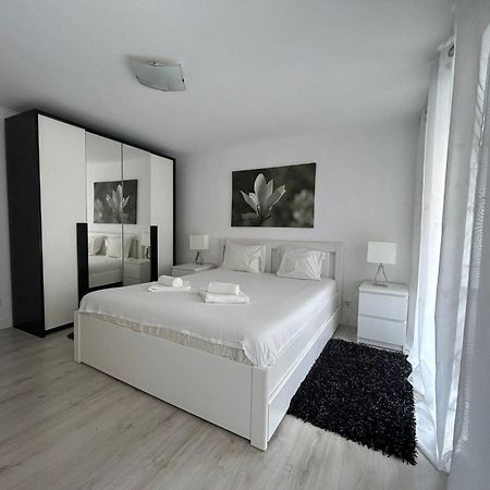 Typical Bica Apartment ลิสบอน ภายนอก รูปภาพ
